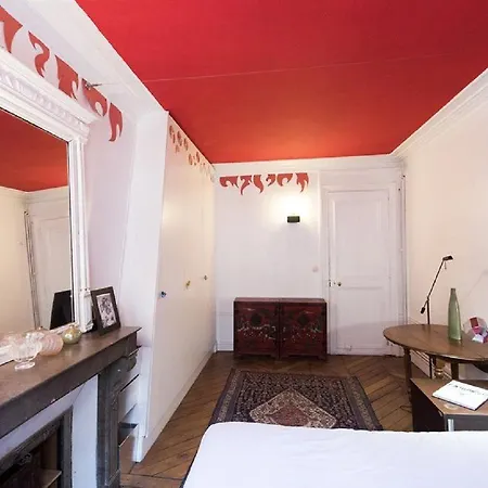 Apartment Place De La Republique Hideaway